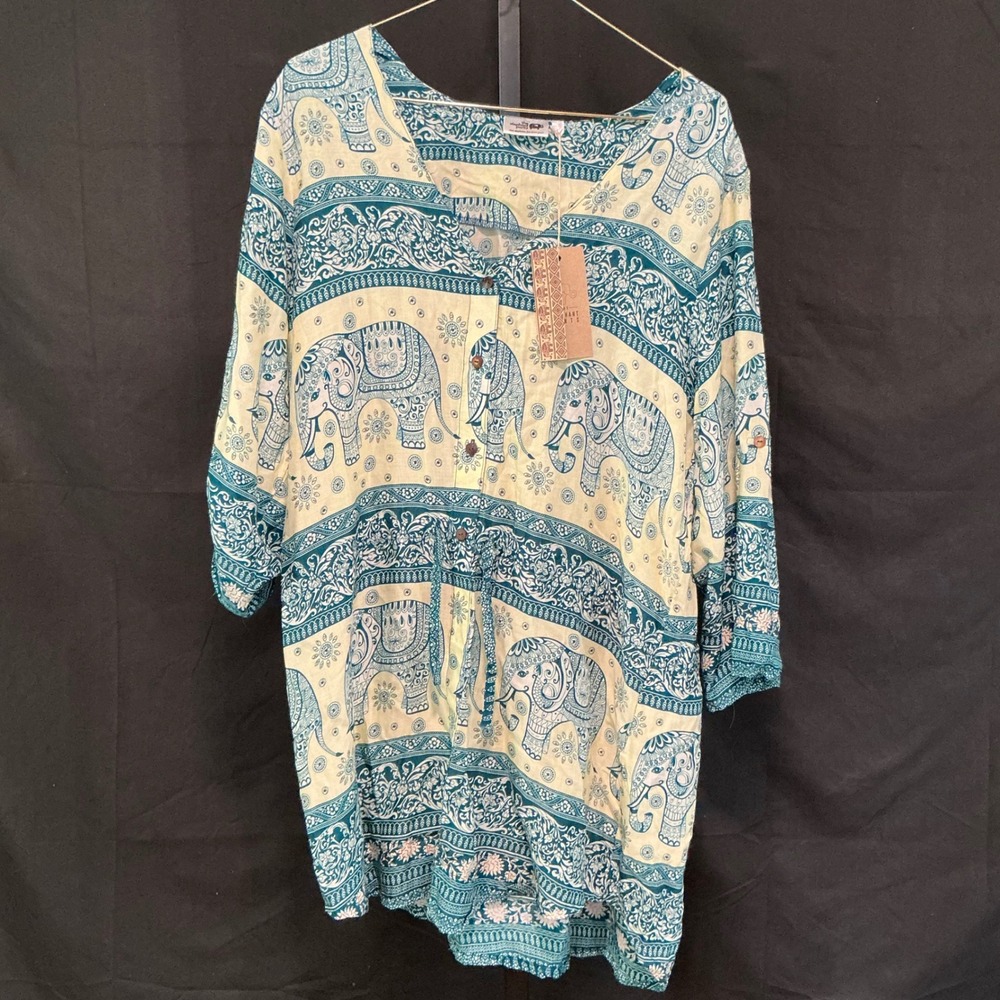 The Elephant Pants Tunic Top Large Teal Cream Elephant Print Roll Tab Sleeve NEW